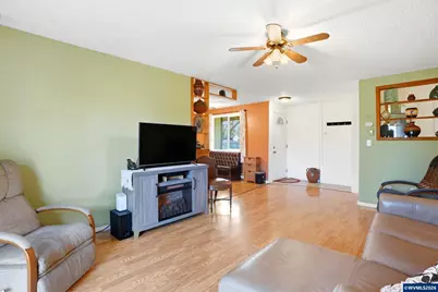 13264 Daiquiri Lake Dr NE, Aurora, OR 97002 - Photo 5