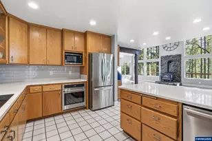 37969 Courtney Creek Dr, Brownsville, OR 97327 - Photo 15