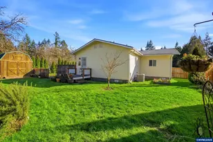 915 SE Zee Ct, McMinnville, OR 97128 - Photo 31