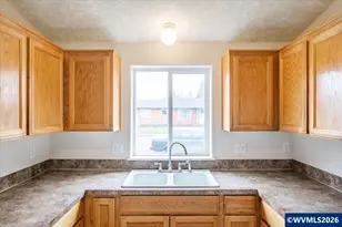 1525 Park Ave NE, Salem, OR 97301 - Photo 13