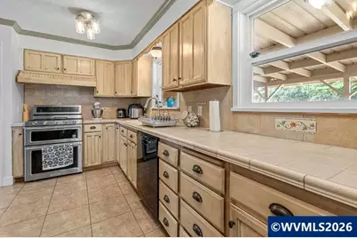 1175 Chelsea Av NW, Salem, OR 97304 - Photo 9
