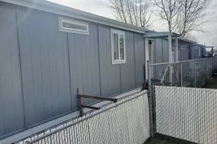 2154 Marion St SE, Albany, OR 97322 - Photo 3