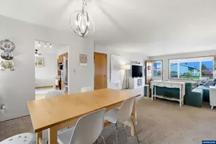 1841 Umpqua Rd, Woodburn, OR 97071 - Photo 13