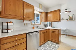 1841 Umpqua Rd, Woodburn, OR 97071 - Photo 15