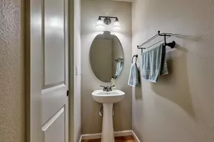 574 Prairie St, Woodburn, OR 97071 - Photo 31