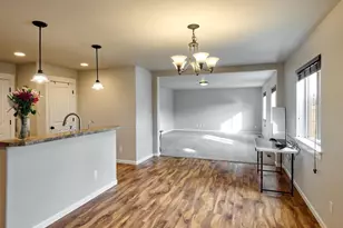 574 Prairie St, Woodburn, OR 97071 - Photo 23