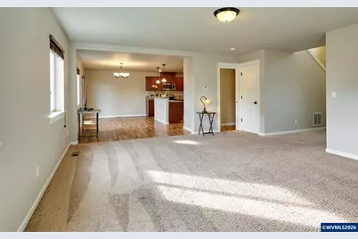 574 Prairie St, Woodburn, OR 97071 - Photo 21