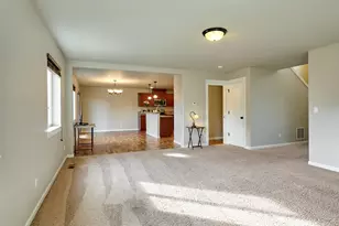 574 Prairie St, Woodburn, OR 97071 - Photo 21