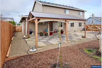 574 Prairie St, Woodburn, OR 97071 - Photo 13