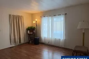 16901 SE Division St, Portland, OR 97236 - Photo 5