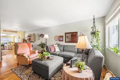 1315 Rainier Rd, Woodburn, OR 97071 - Photo 3