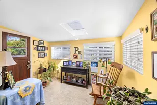 1315 Rainier Rd, Woodburn, OR 97071 - Photo 7