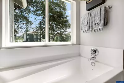 2690 Mt Saint Helens Av SE, Salem, OR 97302 - Photo 19