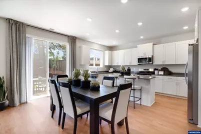 2690 Mt Saint Helens Av SE, Salem, OR 97302 - Photo 9