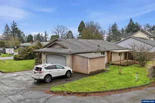 18501 SE Lincoln St, Portland, OR 97233 - Photo 33