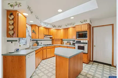 2072 Cardinal Av SE, Stayton, OR 97383 - Photo 13