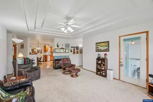 2072 Cardinal Av SE, Stayton, OR 97383 - Photo 9