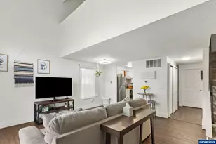 3828 Auburn Rd NE, Salem, OR 97301 - Photo 13