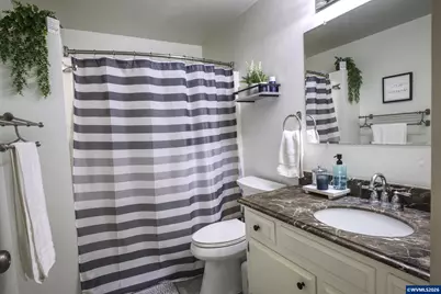 3828 Auburn Rd NE, Salem, OR 97301 - Photo 21