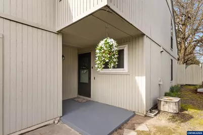 3828 Auburn Rd NE, Salem, OR 97301 - Photo 3