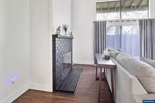 3828 Auburn Rd NE, Salem, OR 97301 - Photo 15