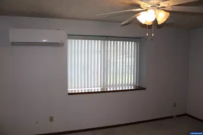 1713 Winchester St NW, Salem, OR 97304 - Photo 9