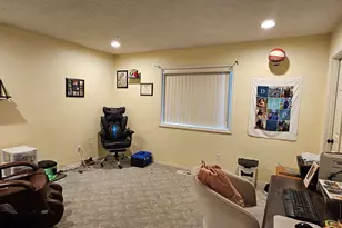 4986 Rebecca St NE, Salem, OR 97305 - Photo 11