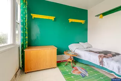 861 W 10th St, Junction City, OR 97448 - Photo 19