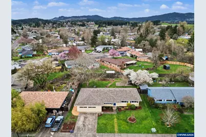 631 NE Sherwood Wy, Corvallis, OR 97330 - Photo 41