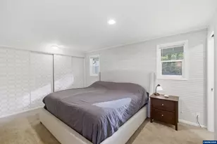 30550 Rancho Rd, Lebanon, OR 97355 - Photo 17