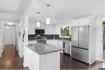 30550 Rancho Rd, Lebanon, OR 97355 - Photo 11