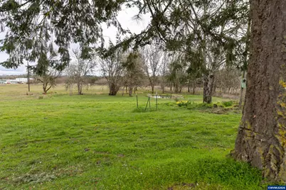 26724 Monroe Cemetery Rd, Monroe, OR 97456 - Photo 5