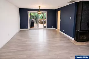 2042 Summit Ave NW, Salem, OR 97304 - Photo 5