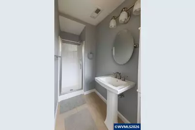 2042 Summit Av NW, Salem, OR 97304 - Photo 11