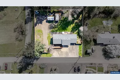 656 NW E Thornton Lake Dr, Albany, OR 97321 - Photo 41