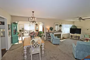 2903 Twin Oak Pl NW, Salem, OR 97304 - Photo 9