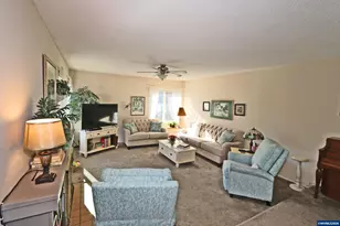 2903 Twin Oak Pl NW, Salem, OR 97304 - Photo 5