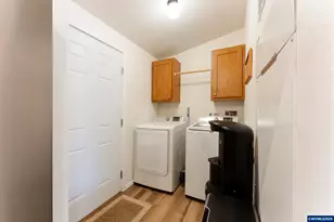 4995 Sunnyside Rd SE, Salem, OR 97302 - Photo 13