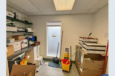 1535 Liberty (Ste B) St SE #B, Salem, OR 97302 - Photo 17