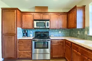 274 SW Bell Dr, Dallas, OR 97338 - Photo 27