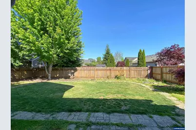 274 SW Bell Dr, Dallas, OR 97338 - Photo 11