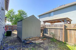 274 SW Bell Dr, Dallas, OR 97338 - Photo 7