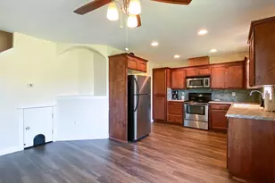 274 SW Bell Dr, Dallas, OR 97338 - Photo 23