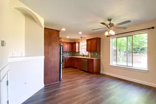 274 SW Bell Dr, Dallas, OR 97338 - Photo 21