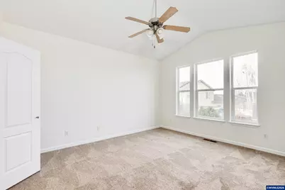 979 Burley Hill Dr NW, Salem, OR 97304 - Photo 15