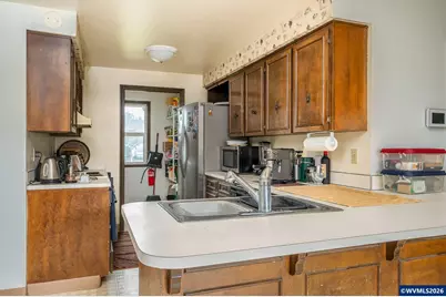 4558 Treeside Ct NE, Salem, OR 97305 - Photo 9