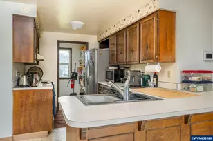 4558 Treeside Ct NE, Salem, OR 97305 - Photo 9