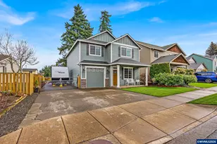 5252 9th Ct SE, Salem, OR 97306 - Photo 1