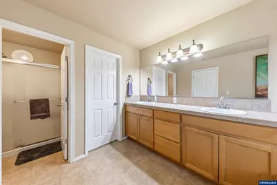 308 Holder Ln SE, Salem, OR 97306 - Photo 39