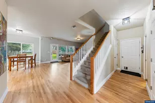 308 Holder Ln SE, Salem, OR 97306 - Photo 11